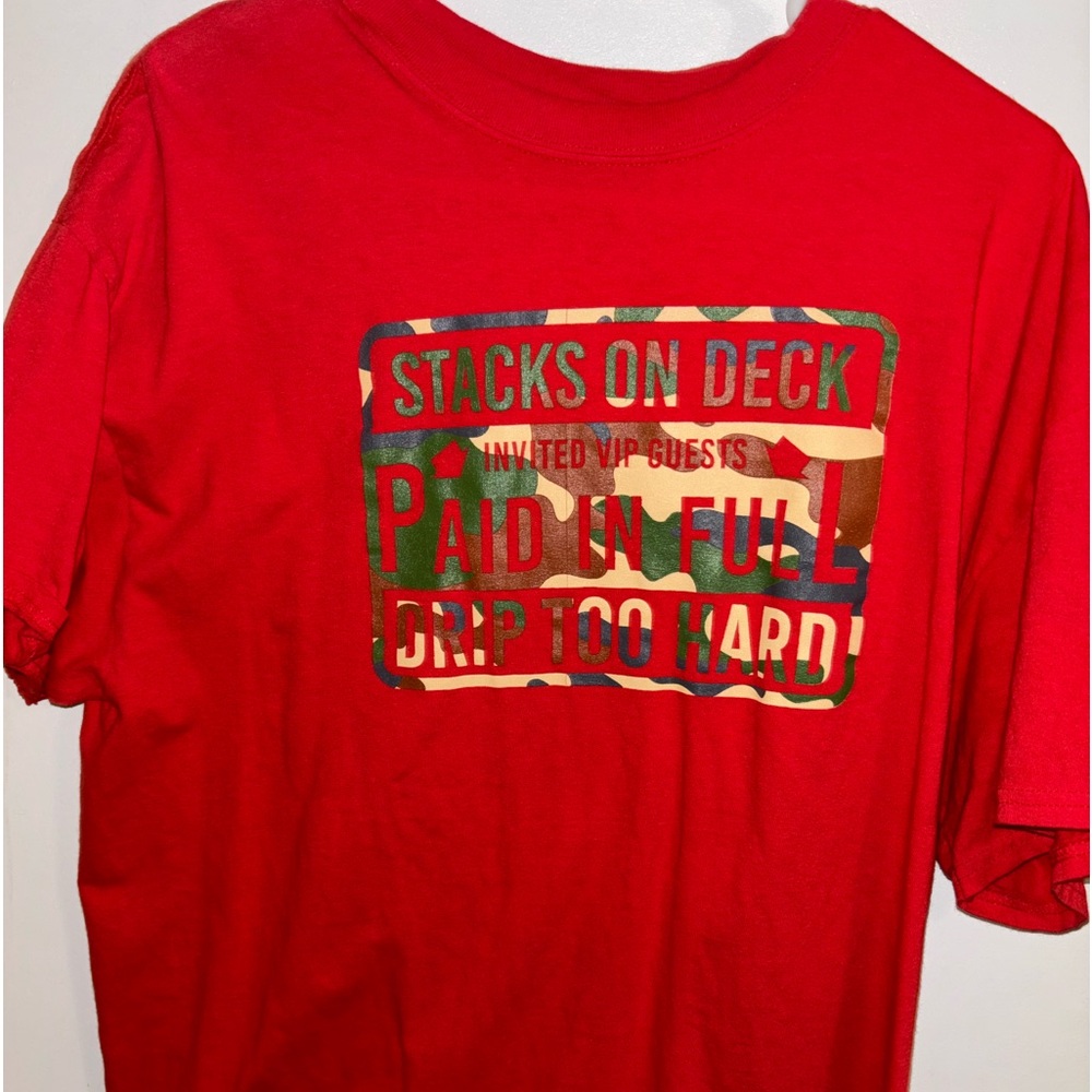 Red tshirt